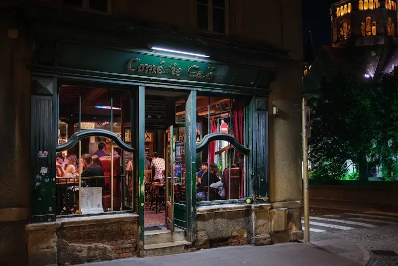 Comédie Café exterior