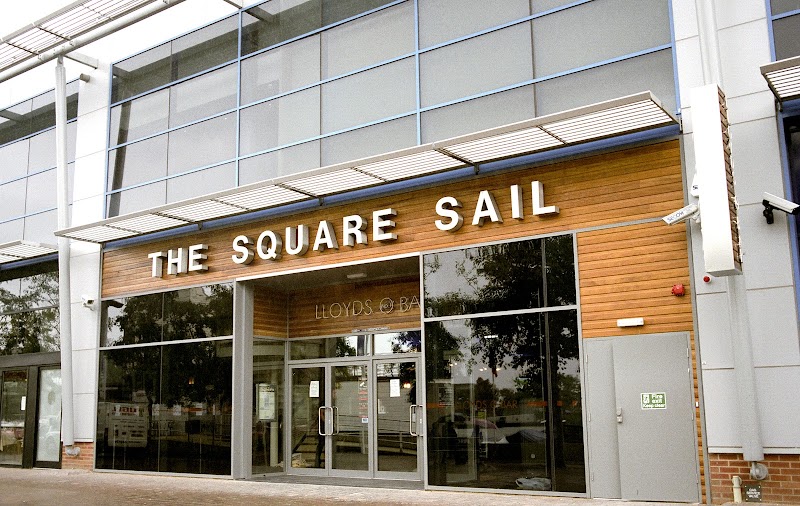 The Square Sail - JD Wetherspoon exterior