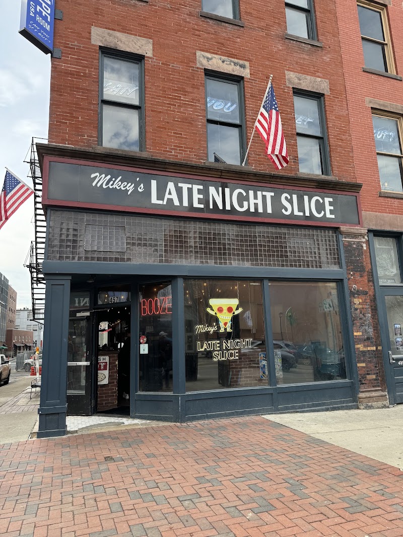 Mikey's Late Night Slice exterior