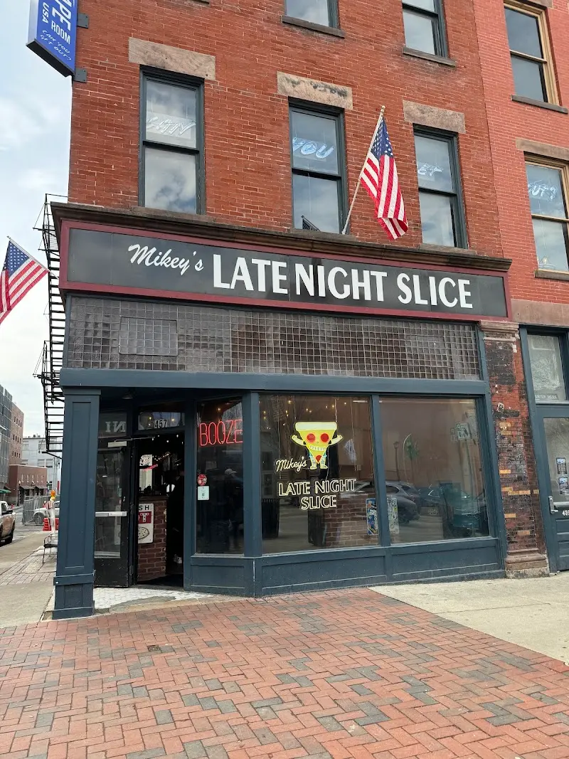 Mikey's Late Night Slice exterior