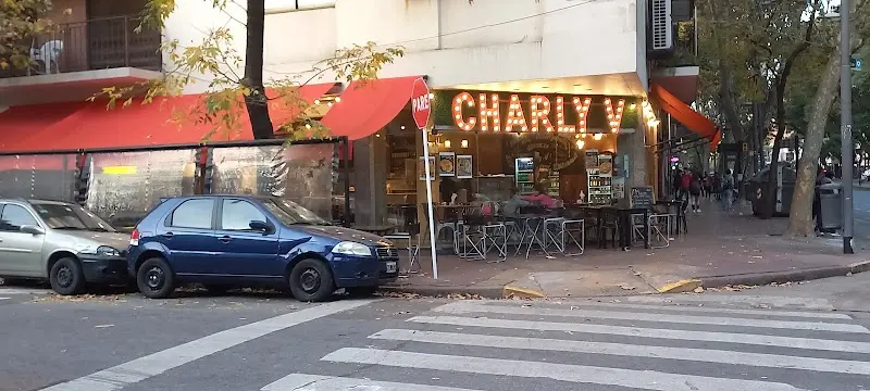 Charly V exterior