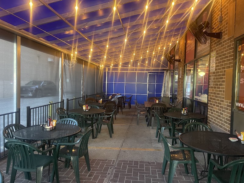 Loughmiller's Pub & Eatery exterior