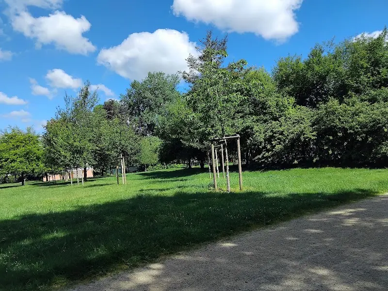 Parc de la Fontaine exterior