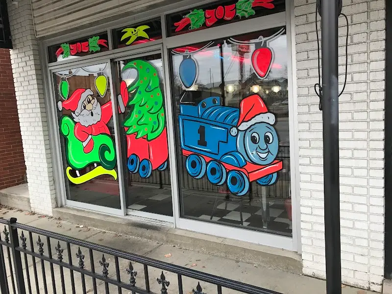Tommy's Diner exterior