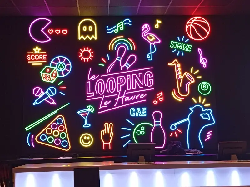 LE LOOPING - LE HAVRE | Bowling - Mini Golf - Karaoké - Quiz - Bar - Billards & Jeux d’arcades | Centre de loisirs exterior
