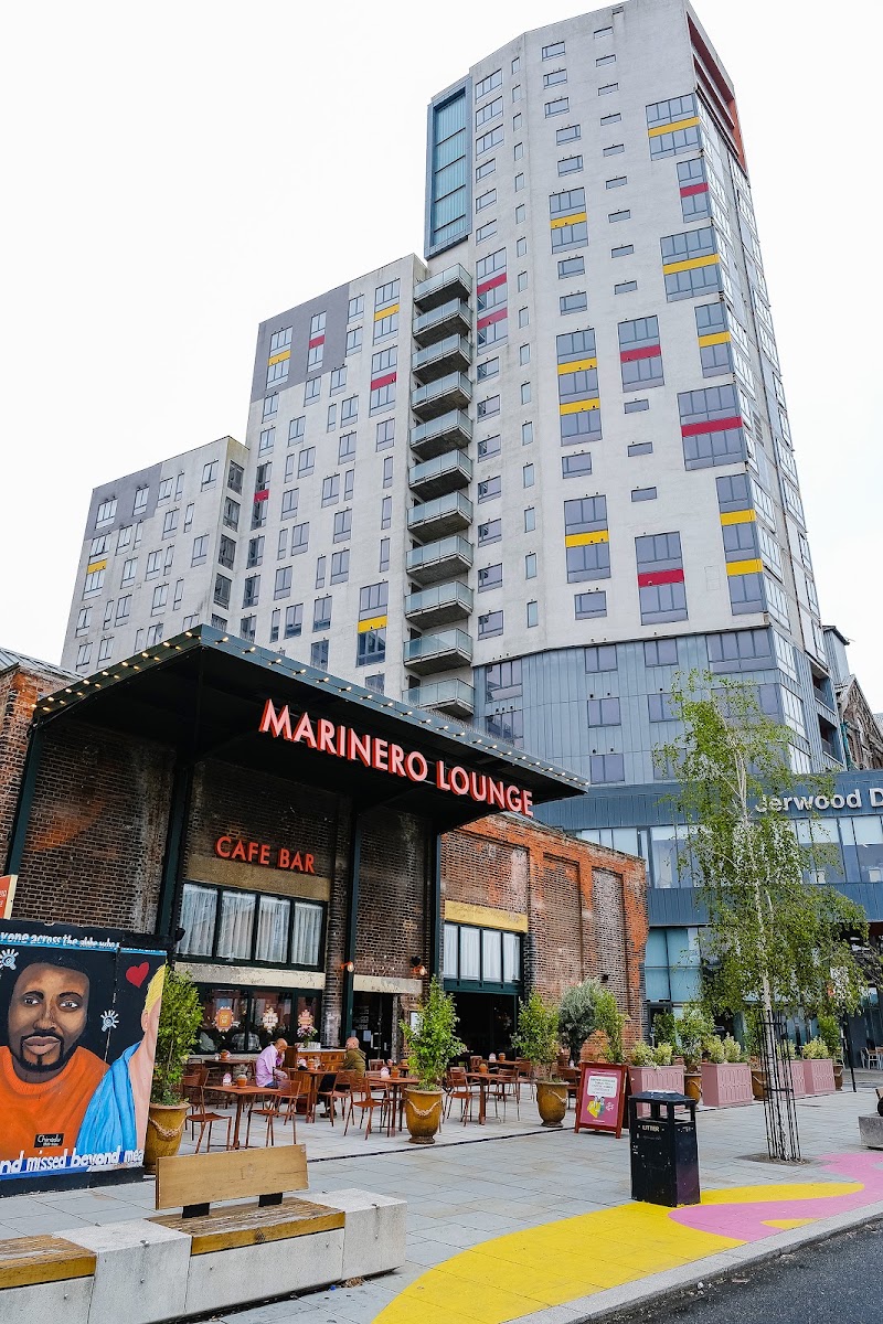 Marinero Lounge exterior