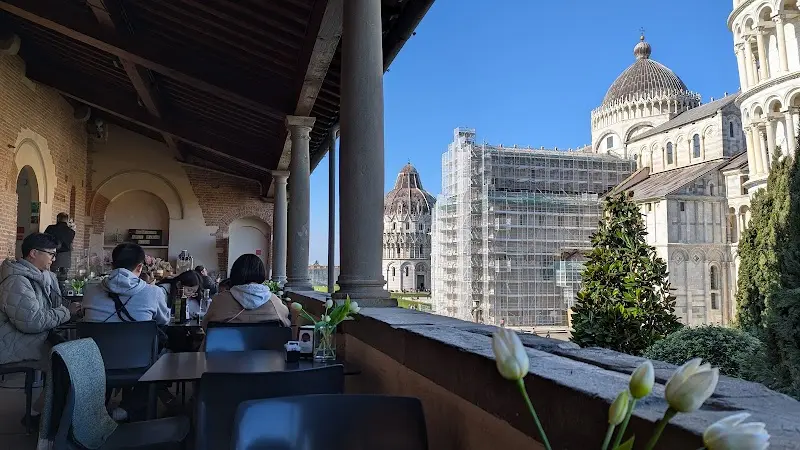 Bistrot dell’Opera exterior