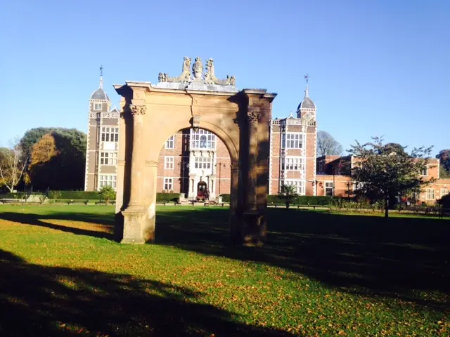 Charlton House & Gardens exterior