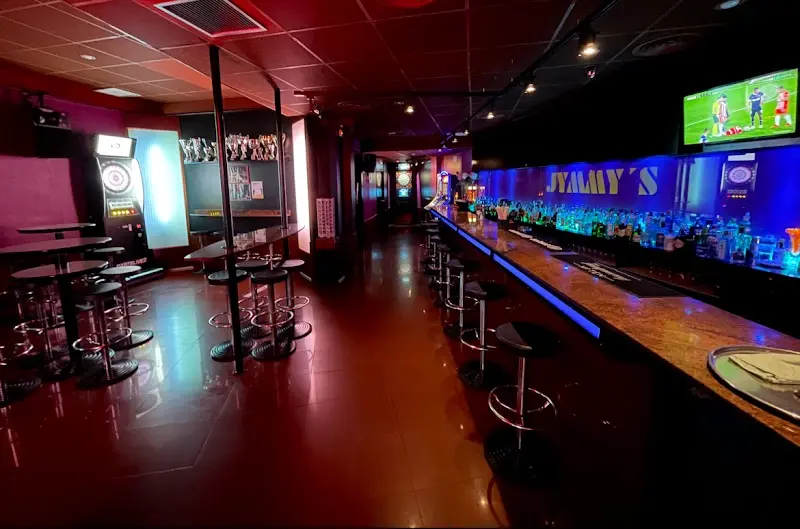 Jymmy's bar musical exterior