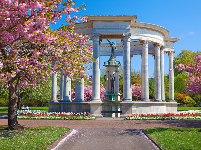 Alexandra Gardens exterior