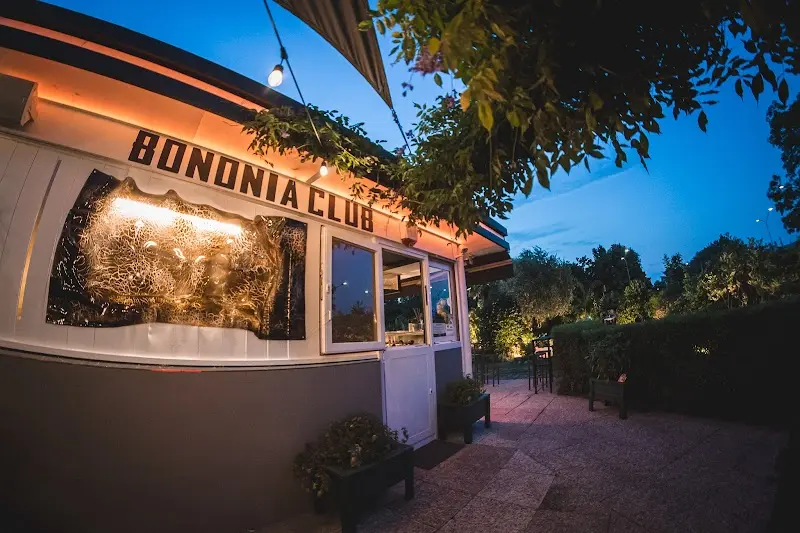 Bononia Club exterior