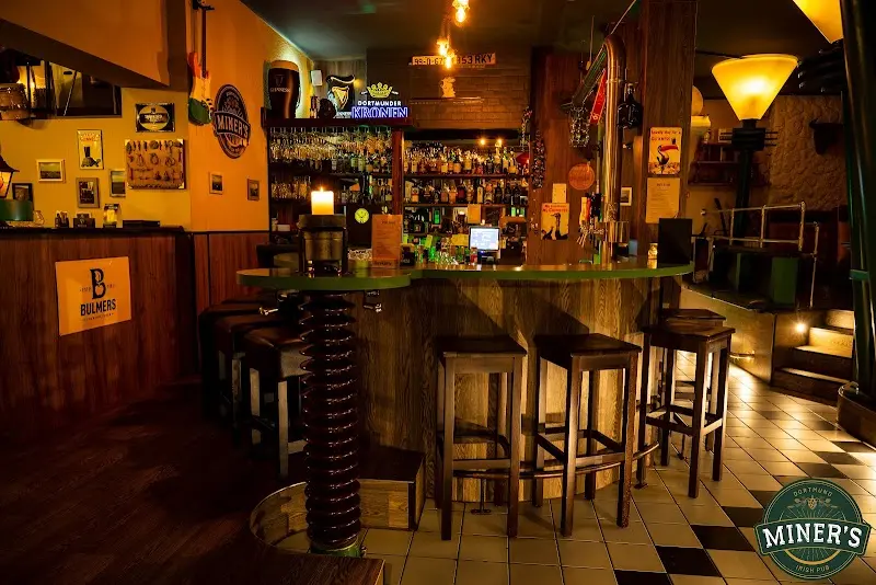Miner‘s Irish Pub exterior