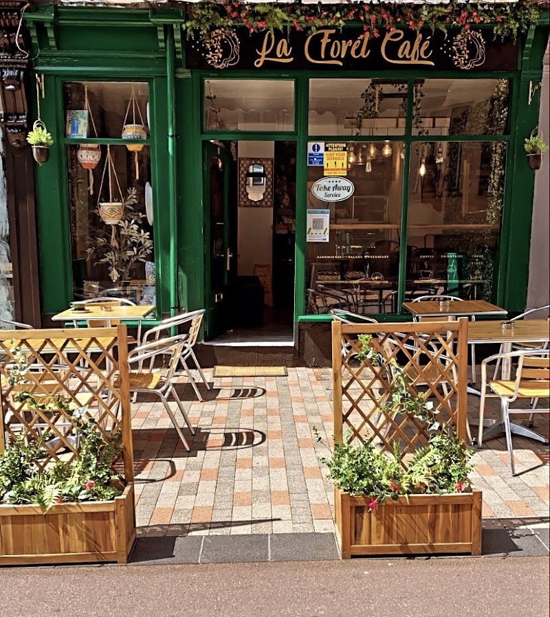 La Forêt Café exterior