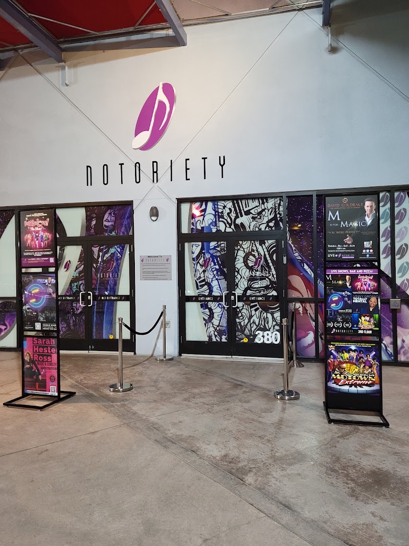 Notoriety exterior