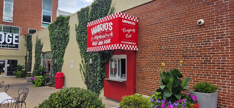 Wario's Beef and Pork Downtown exterior