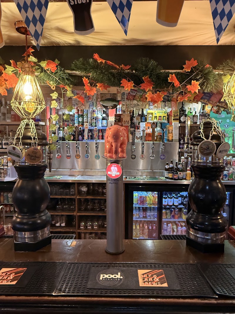 Rhythm & Brew Room exterior