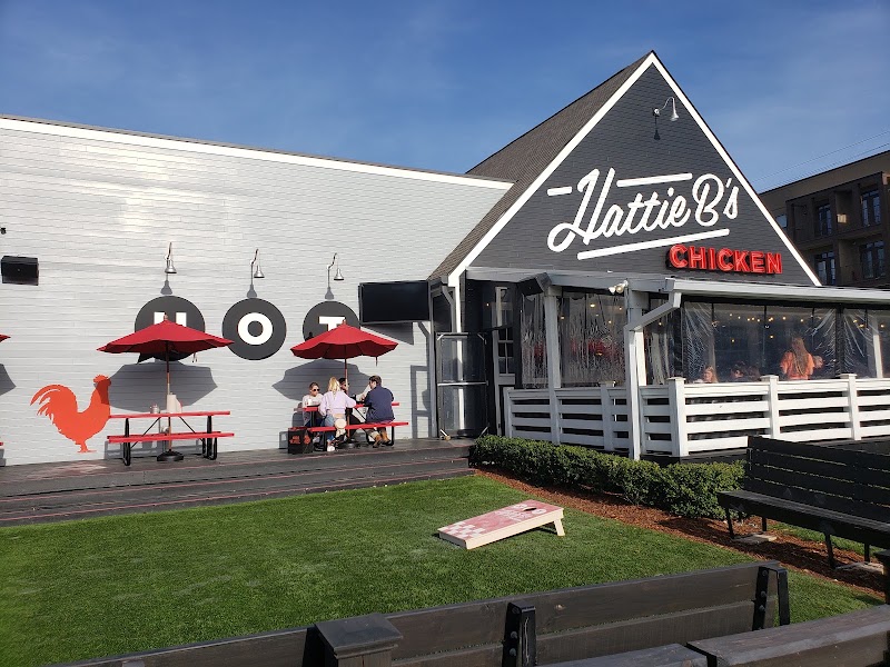 Hattie B's Hot Chicken - Nashville - Melrose exterior