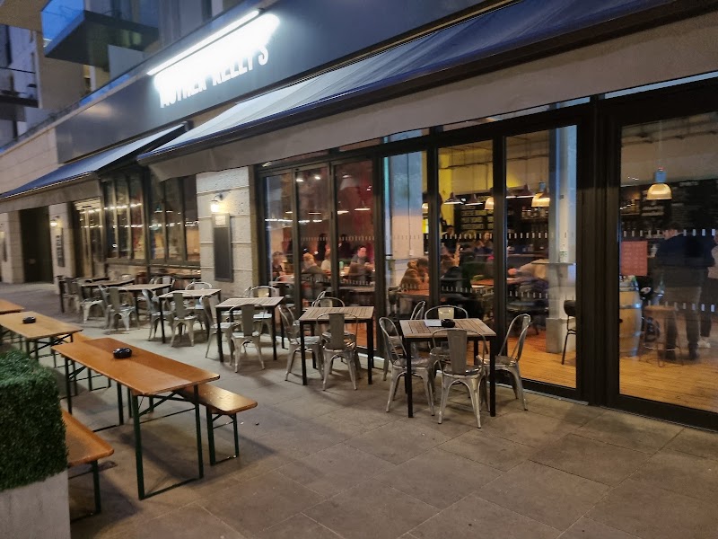 Mother Kelly's Stratford exterior