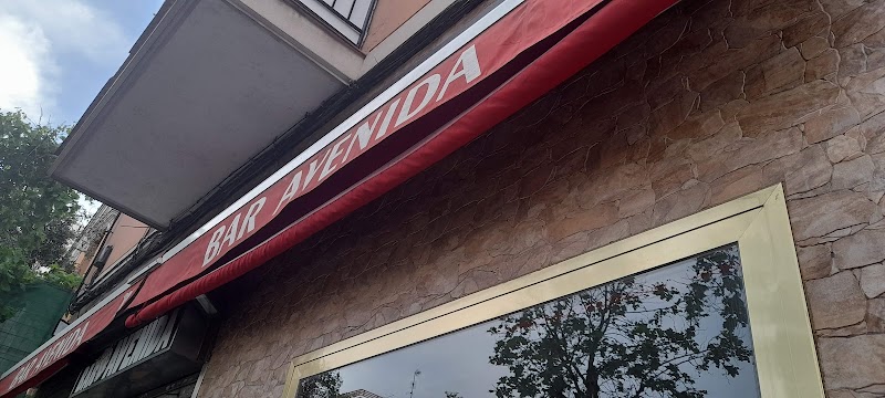 Bar Avenida exterior