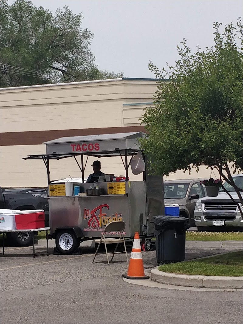 La Fogata Delicious Tacos Taco cart exterior