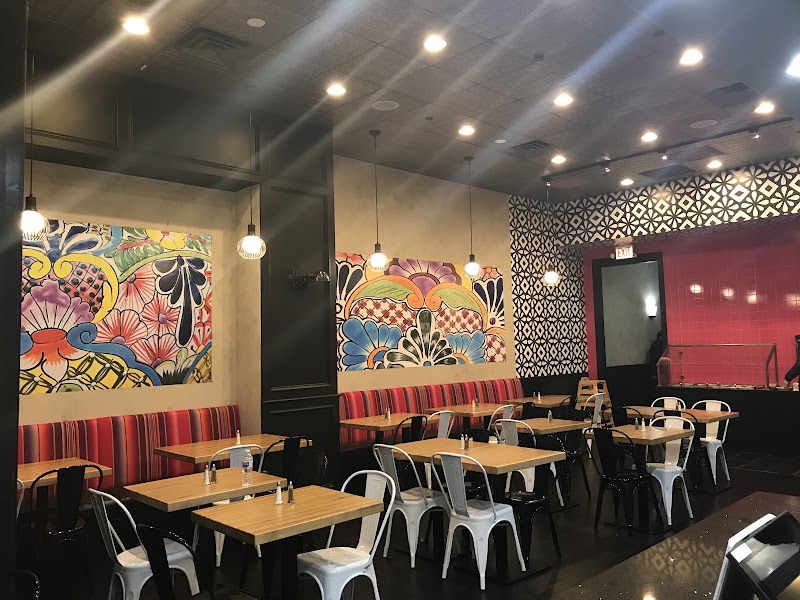 Taco Maya exterior