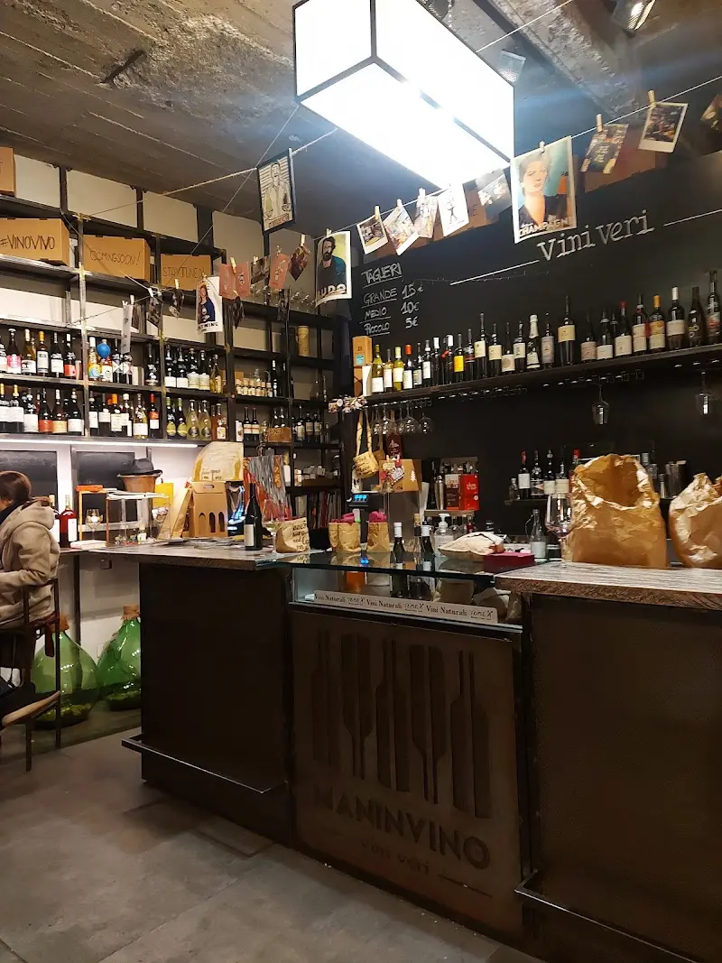 Maninvino exterior