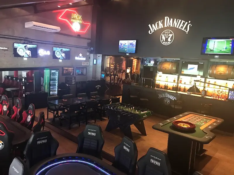 Pub Sports Bar exterior