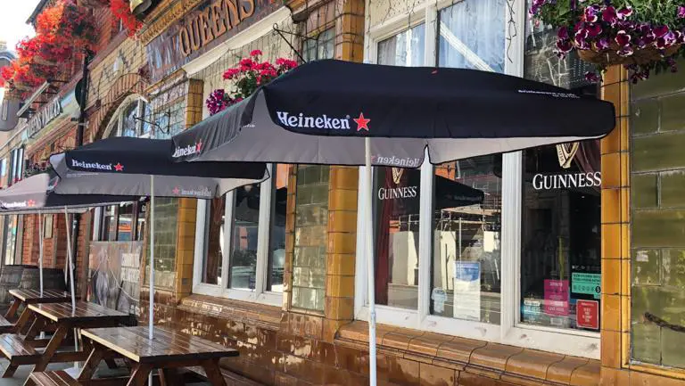 Queens Vaults - JW Bassett Pub exterior