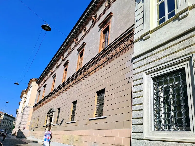 Palazzo Fodri exterior