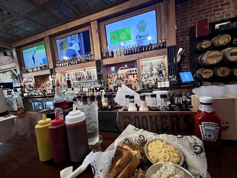 Albert G's Bar-B-Q exterior
