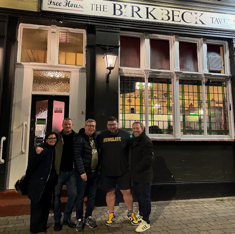 The Birkbeck Tavern exterior