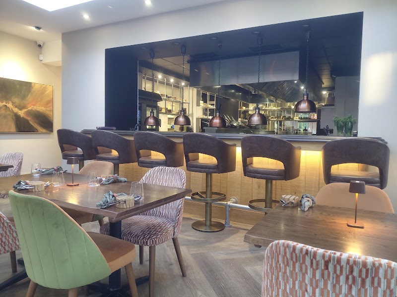 Riverside Bar & Kitchen exterior