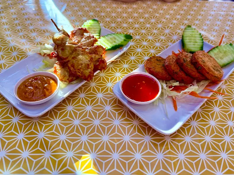 Pad Thai cafe exterior