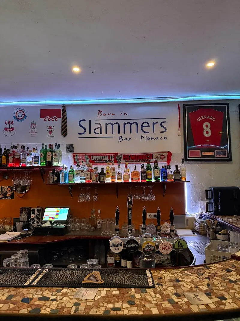 Slammers exterior
