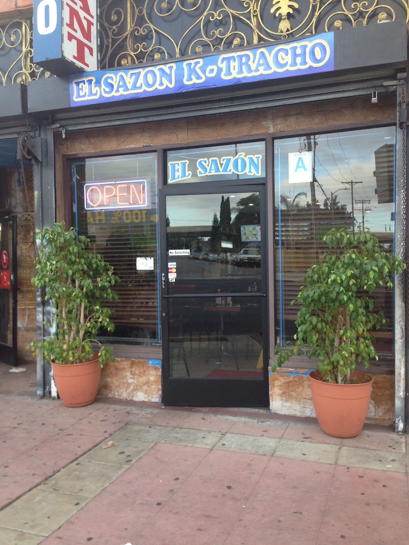 El Sazon Ktracho | Honduran Restaurant exterior