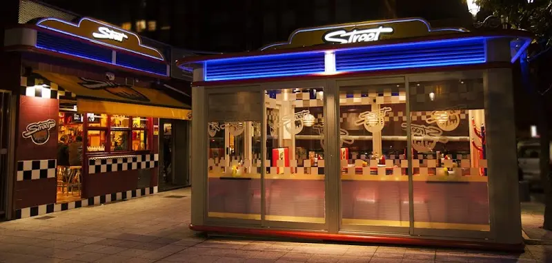 Street Bar exterior