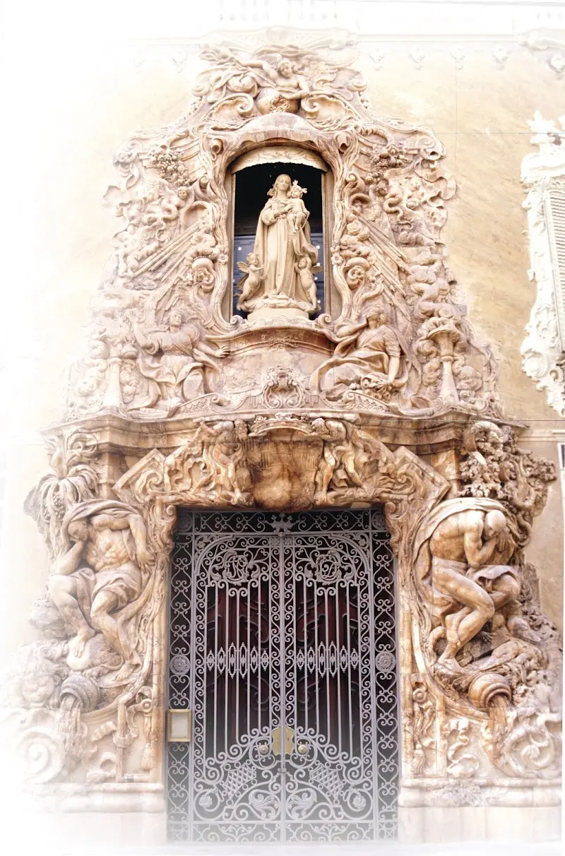 Museo Nacional de Cerámica y Artes Suntuarias "González Martí exterior