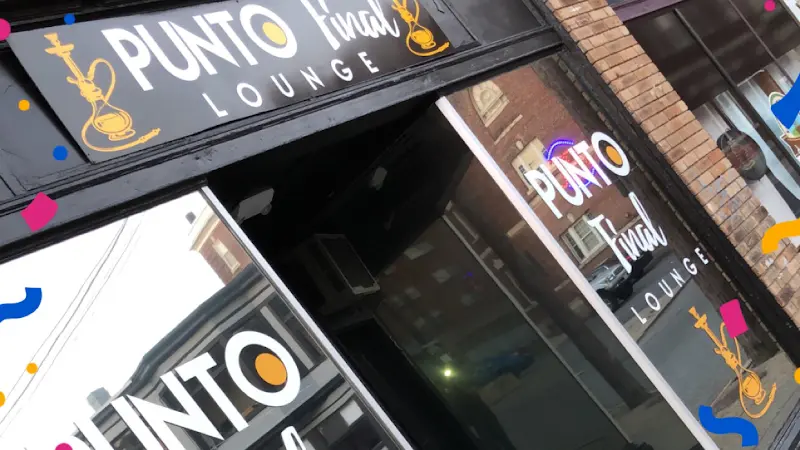 Punto final lounge exterior