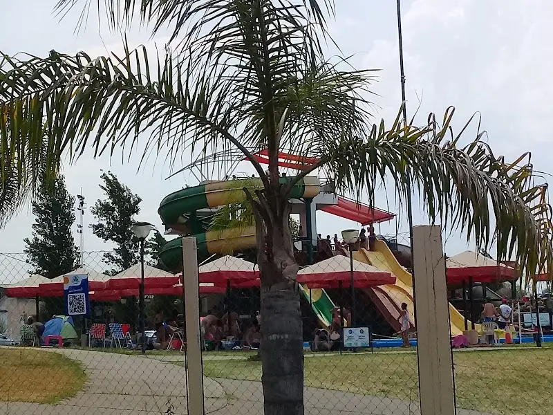 Algun lugar bar exterior