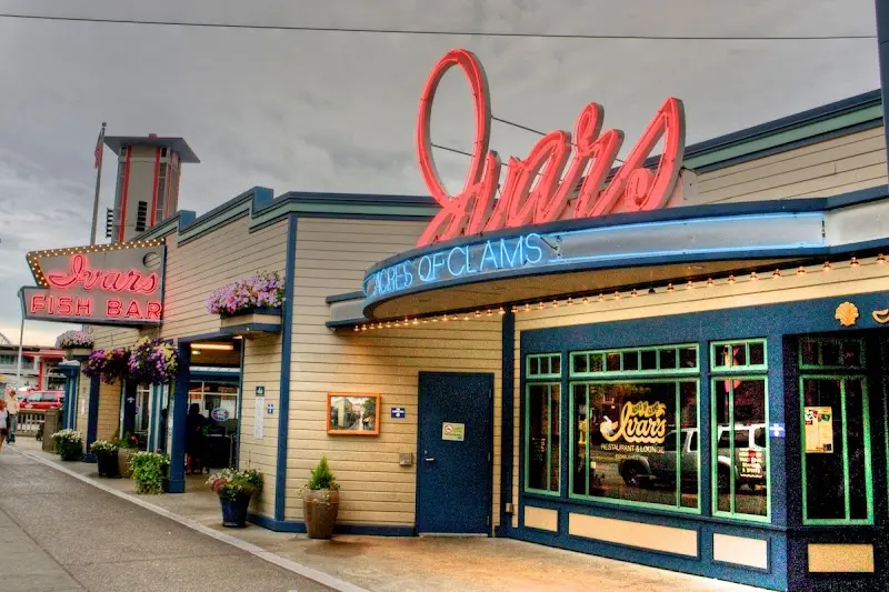 Ivar's Acres of Clams exterior