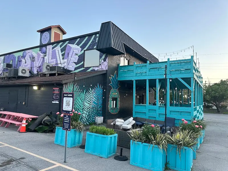 South Seas Tiki & Golf Lounge exterior