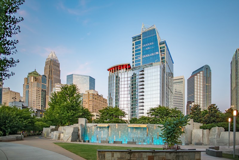 Kimpton Tryon Park Hotel exterior
