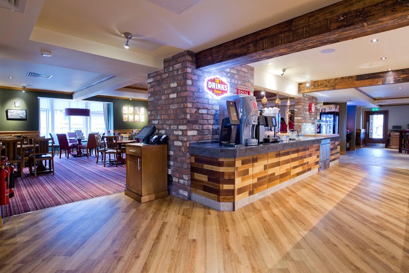 The Hampton Brewers Fayre exterior