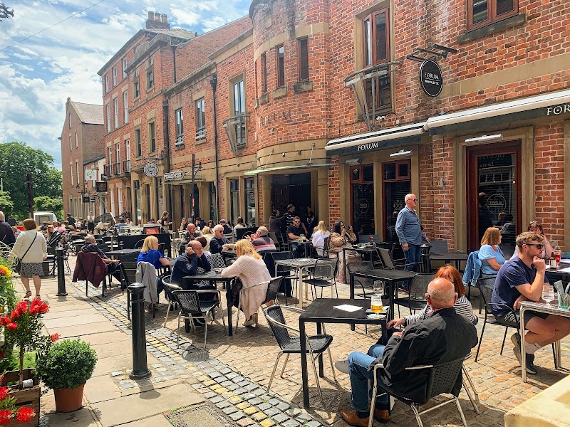 FORUM BAR & KITCHEN exterior