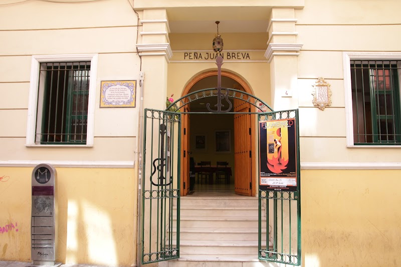 Flamenco Museum / Peña Juan Breva exterior