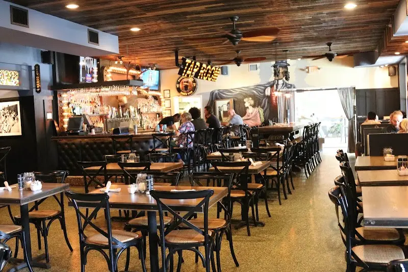Tap Room at the Hollander Hotel exterior