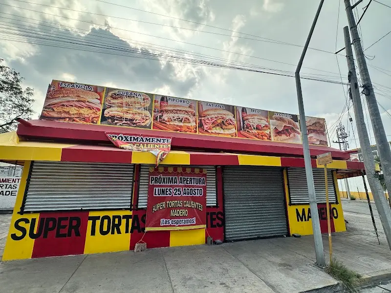 Súper Tortas Calientes Madero exterior