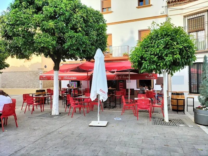 Cafe-Copas La Plaza exterior