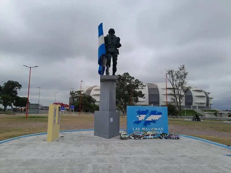 Monumento al Soldado de Malvinas exterior