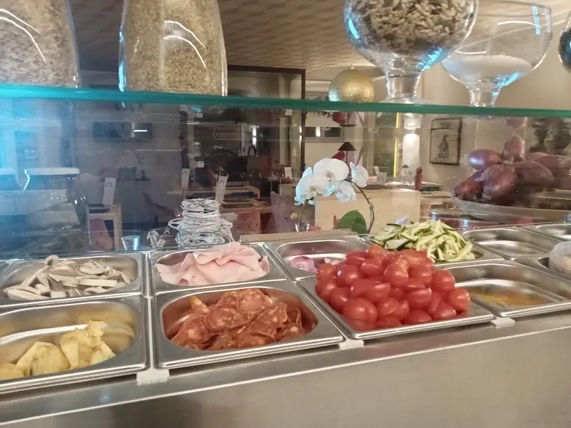 Pizza Dipinta exterior